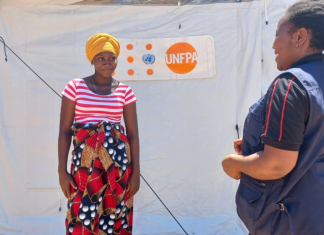 “This Support Gives Us Hope”: A Journey to Motherhood in the Midst of Tropical Cyclone Chido